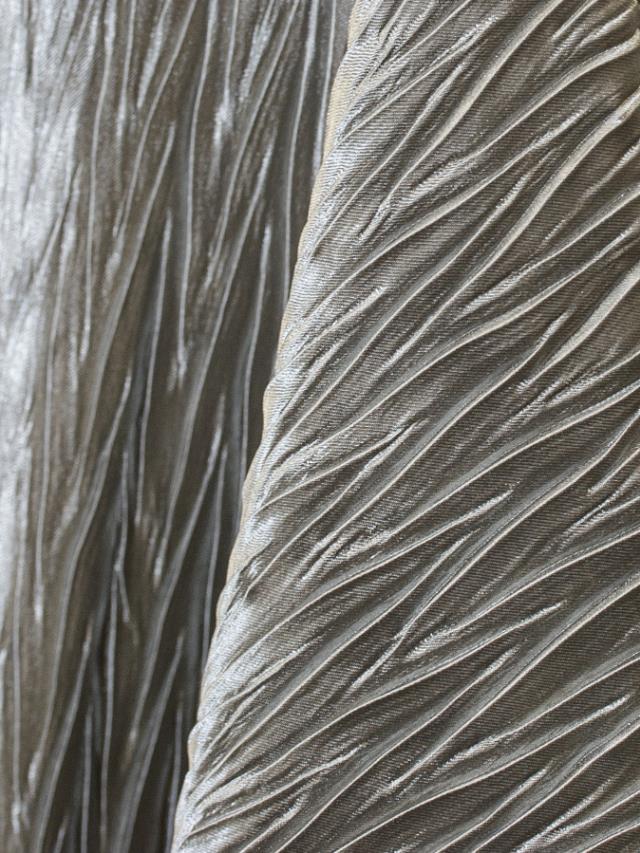 Rental store for Silver Extreme Crush Fabric in Richmond VA